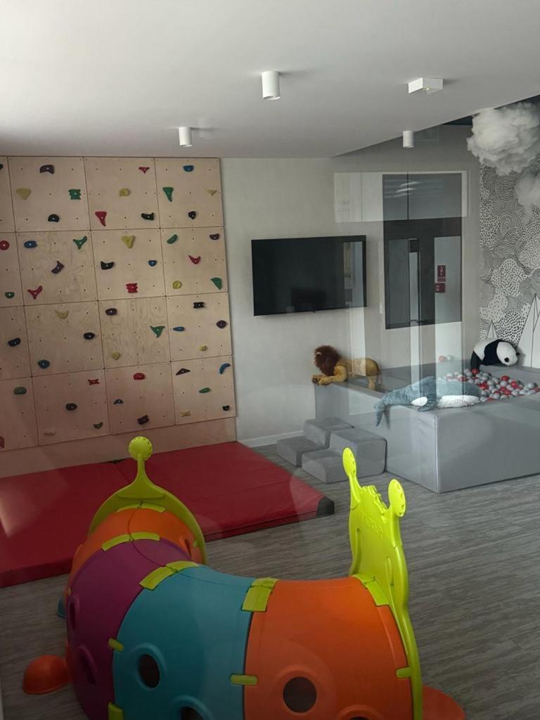 Whiteblue Dream 2 Z Ogrodkiem & Sauna & Fitness & Bawialnia Dla Dzieci * Kolobrzeg